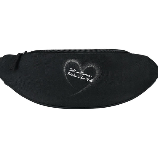 Licht im Herzen Bauchtasche, Frieden in der Welt, spirituelle Tasche, Sabine Frieden Kollektion, Friedensbotschaft Accessoire, Bauchtasche mit Statement, Festival Tasche, Yoga Tasche, Achtsamkeit, Meditationcolor: schwarz